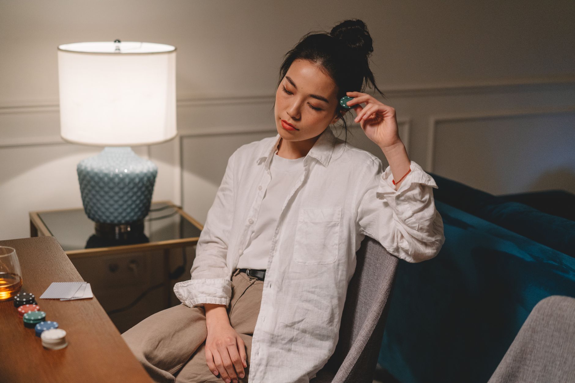 职业牌手与业余玩家三大区别：从决策逻辑到筹码管理的系统拆解（要点图解）
